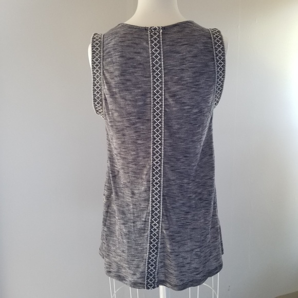 Anthropologie W5 small tank tribal embroidered - Picture 3 of 7